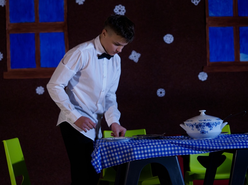 PC164923.jpg - OLYMPUS DIGITAL CAMERA