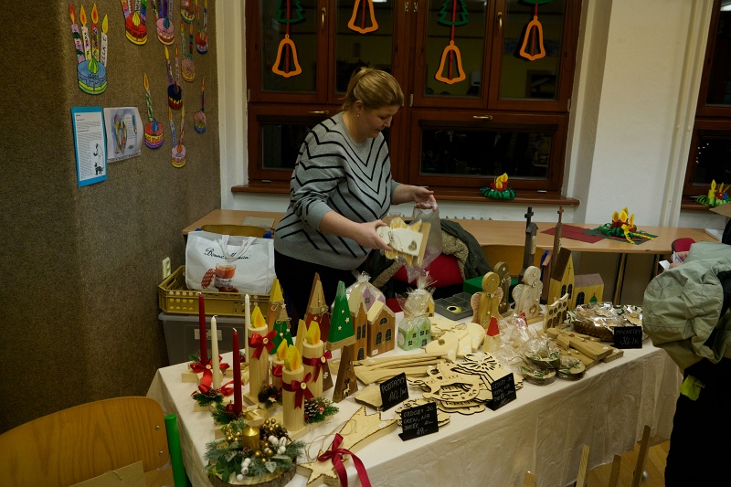 PC165022.jpg - OLYMPUS DIGITAL CAMERA