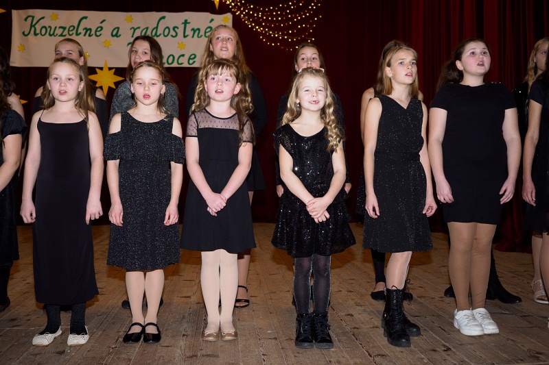 PC165210.jpg - OLYMPUS DIGITAL CAMERA